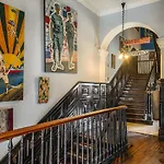 Lunas Castle Hostel